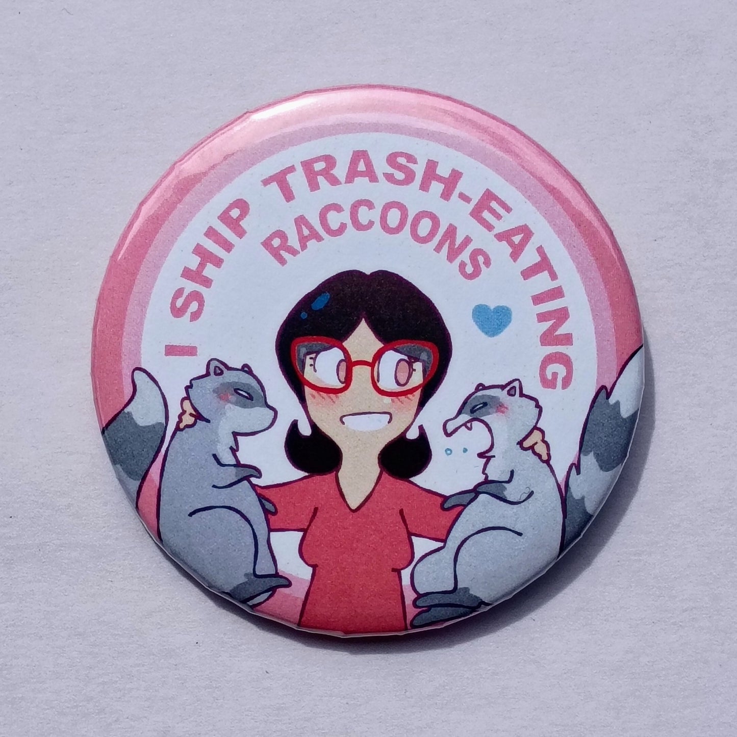 Tonal color edges "I ship" badges
